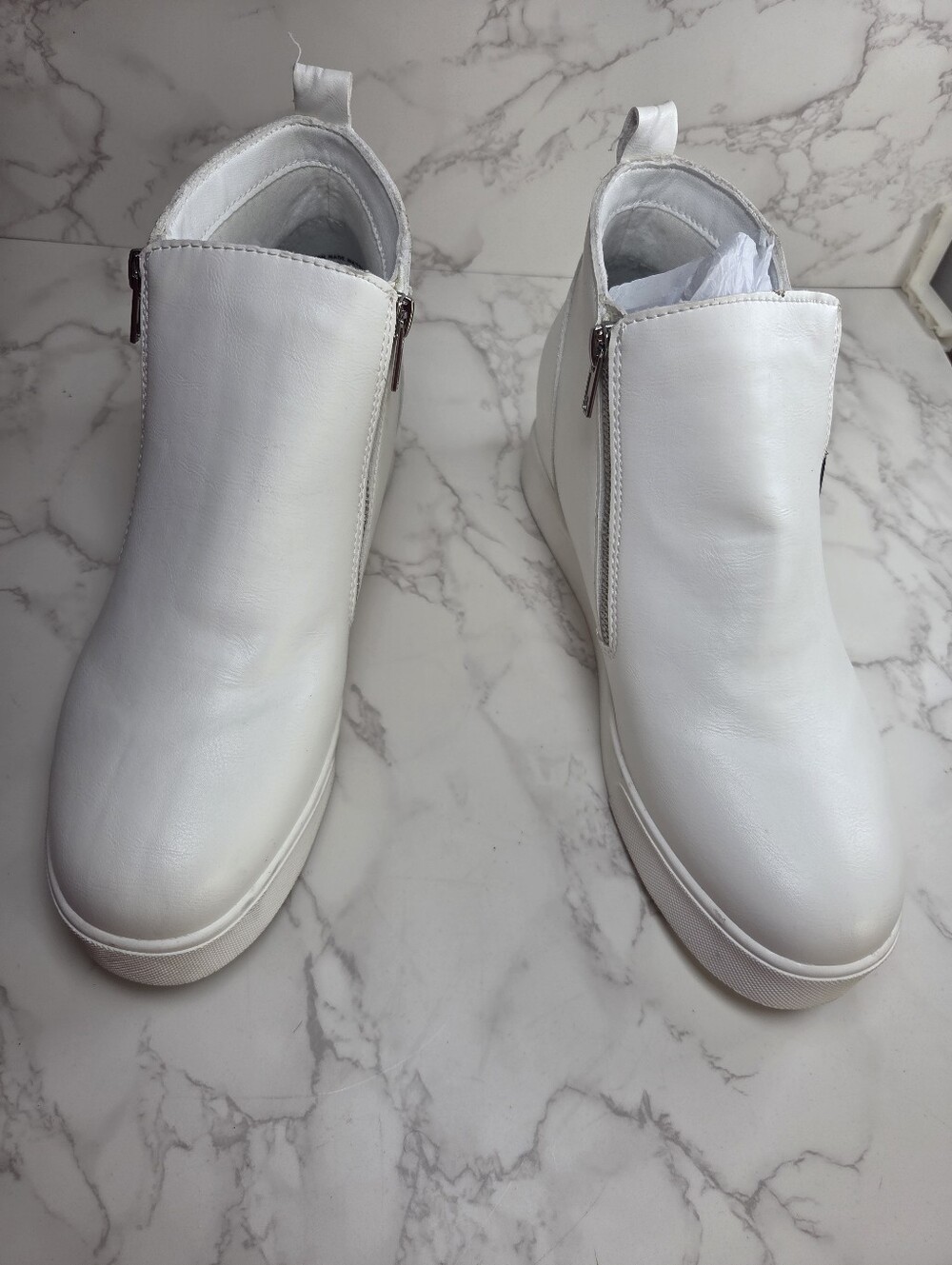 Soda White Side-Zip Wedge Ankle Boots - Picture 4 of 9